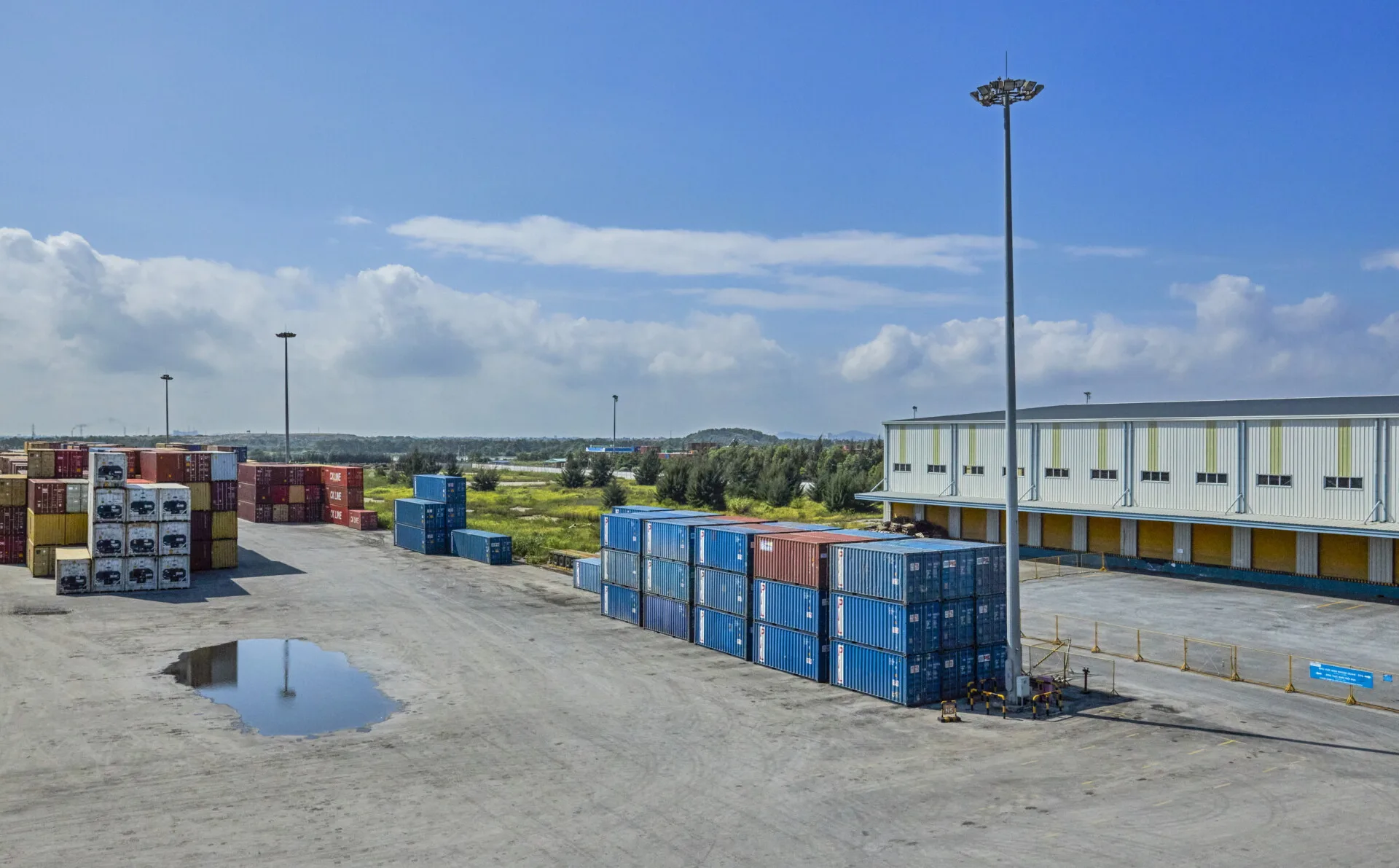 Dịch vụ đóng rút hàng hóa container